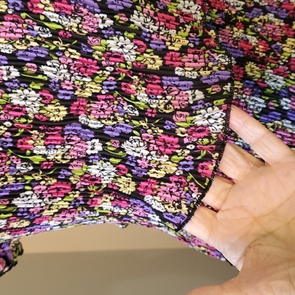 Piano, Womens top, three layers of pintucks pleats. Short sleeves size XL. Y2K - Picture 3 of 9